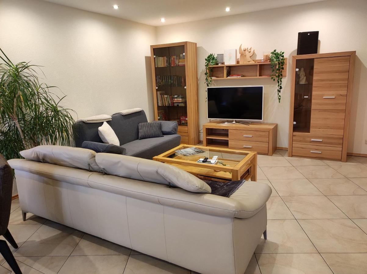 Ferienwohnung Bleifuss Altenbuch Bagian luar foto