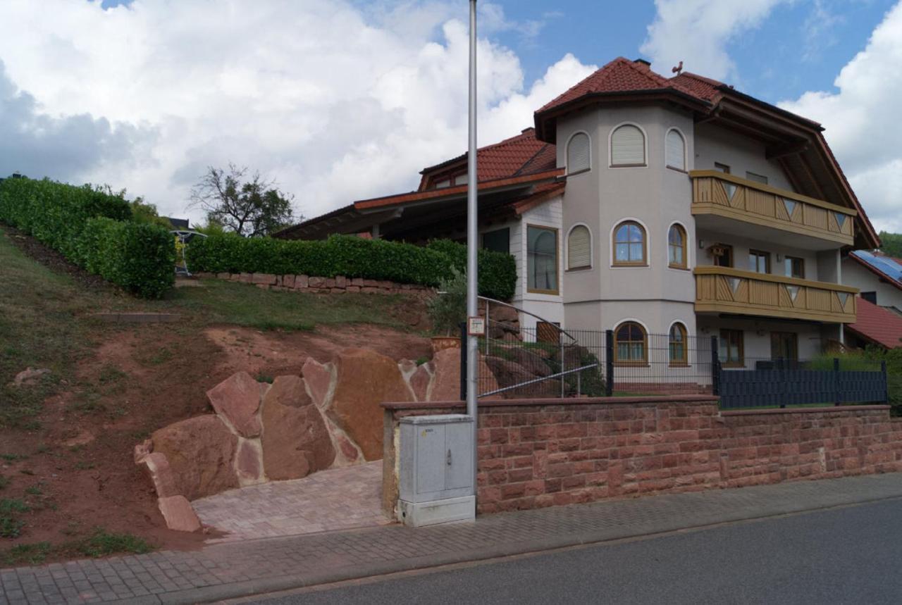 Ferienwohnung Bleifuss Altenbuch Bagian luar foto