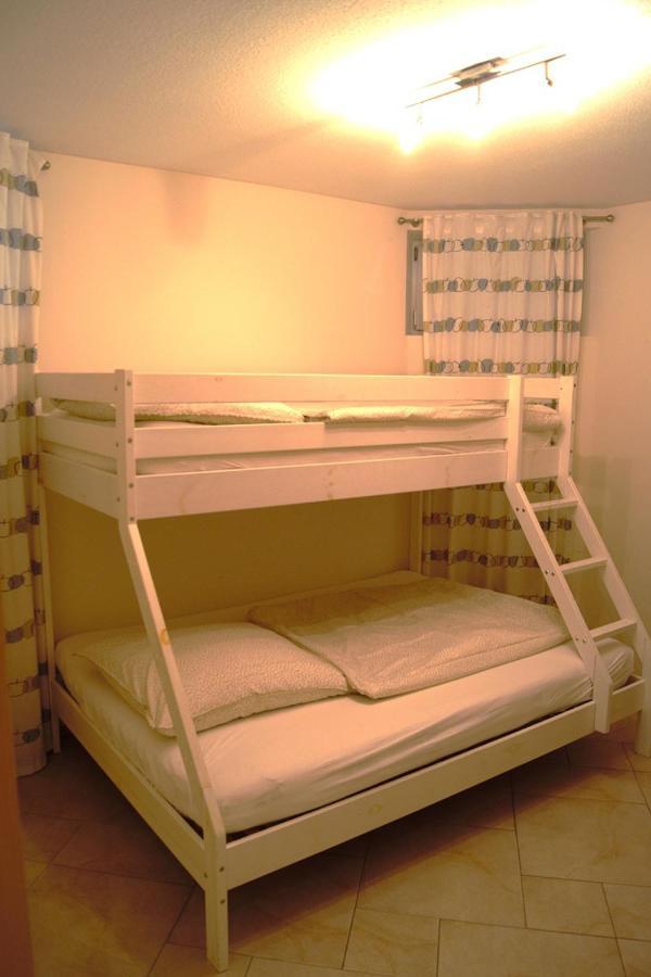 Ferienwohnung Bleifuss Altenbuch Bagian luar foto
